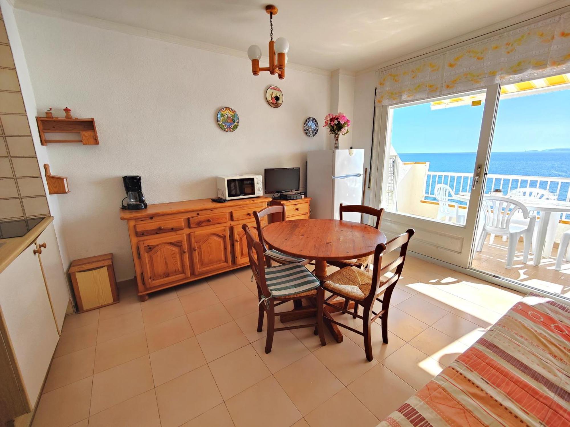 Global Immo 2071 Mediterraneo A 2-6 Daire Roses Dış mekan fotoğraf