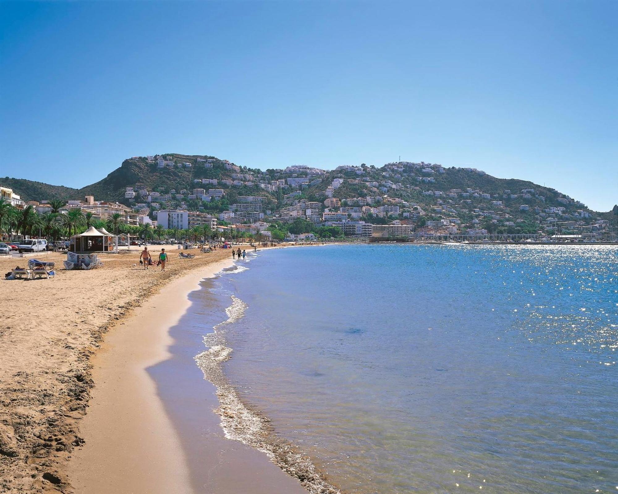 Global Immo 2071 Mediterraneo A 2-6 Daire Roses Dış mekan fotoğraf